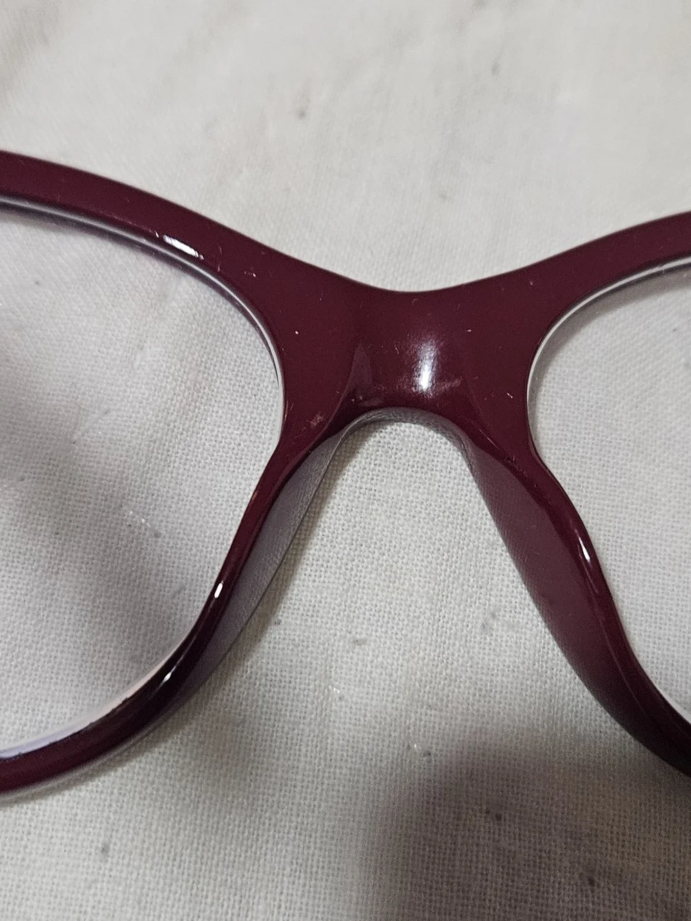 Gucci Women's Burgundy Cat-Eye Glasses